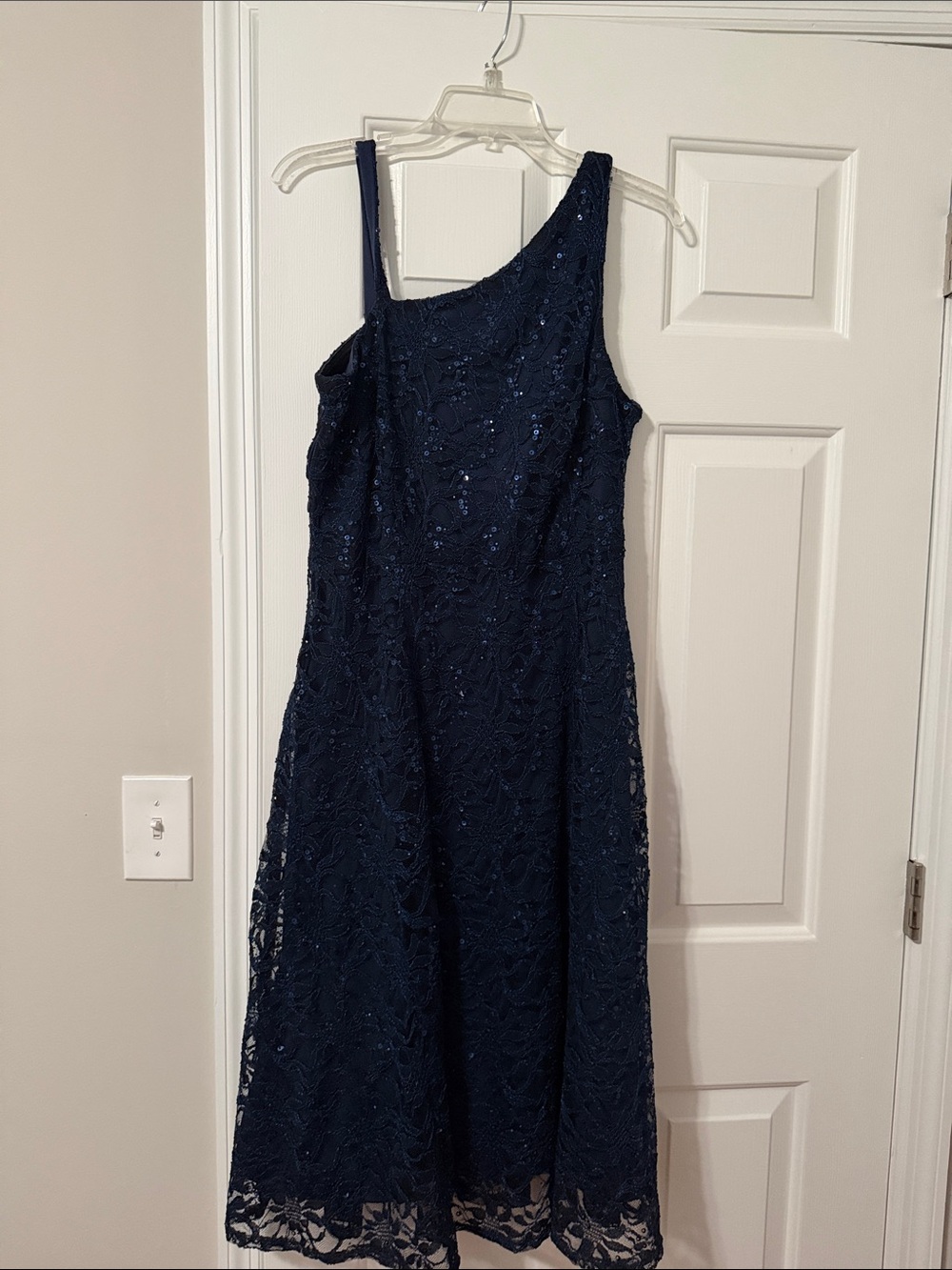 Rabbit Rabbit Rabbit Navy One-Shoulder Lace Evening Dress